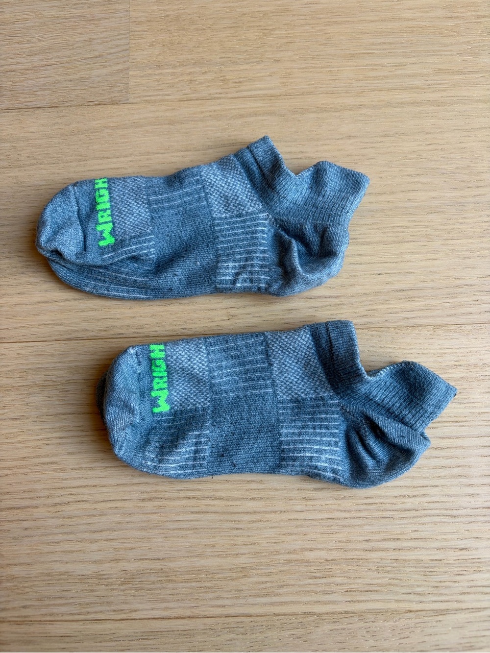 Wrightsock Coolmesh II Tab Length Socks - Size M - 1 pair